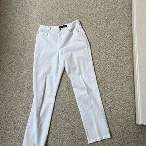 While Gloria Vanderbilt Jeans